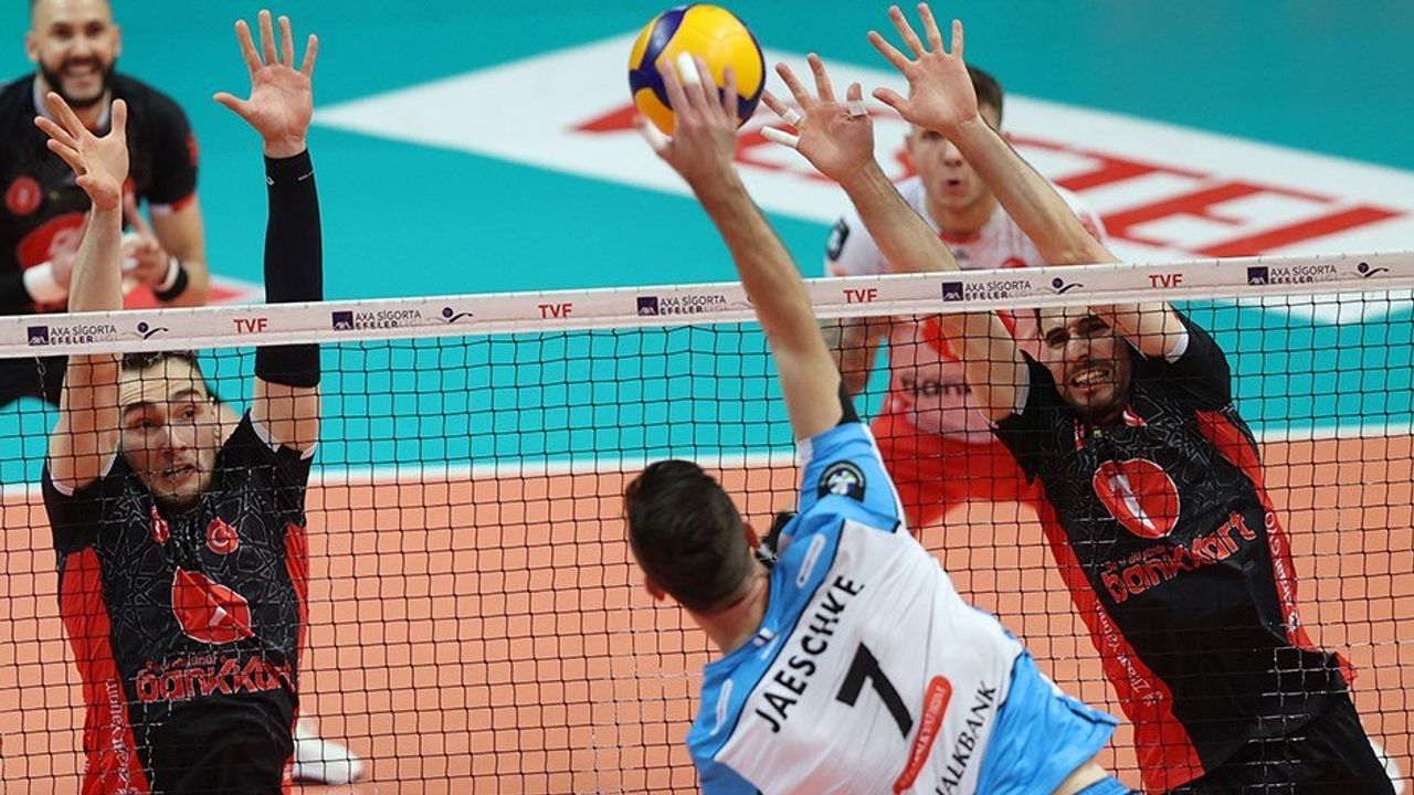 Ziraat Bankkart, Halkbank'ı 3-1 Yenerek Sultanlar Ligi'nin 3. Şampiyonu Oldu