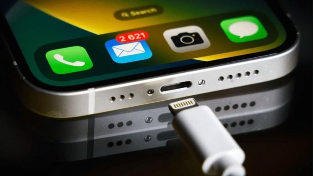 Apple'ın iPhone 15 Serisiyle USB-C'ye Geçişi Bekleniyor