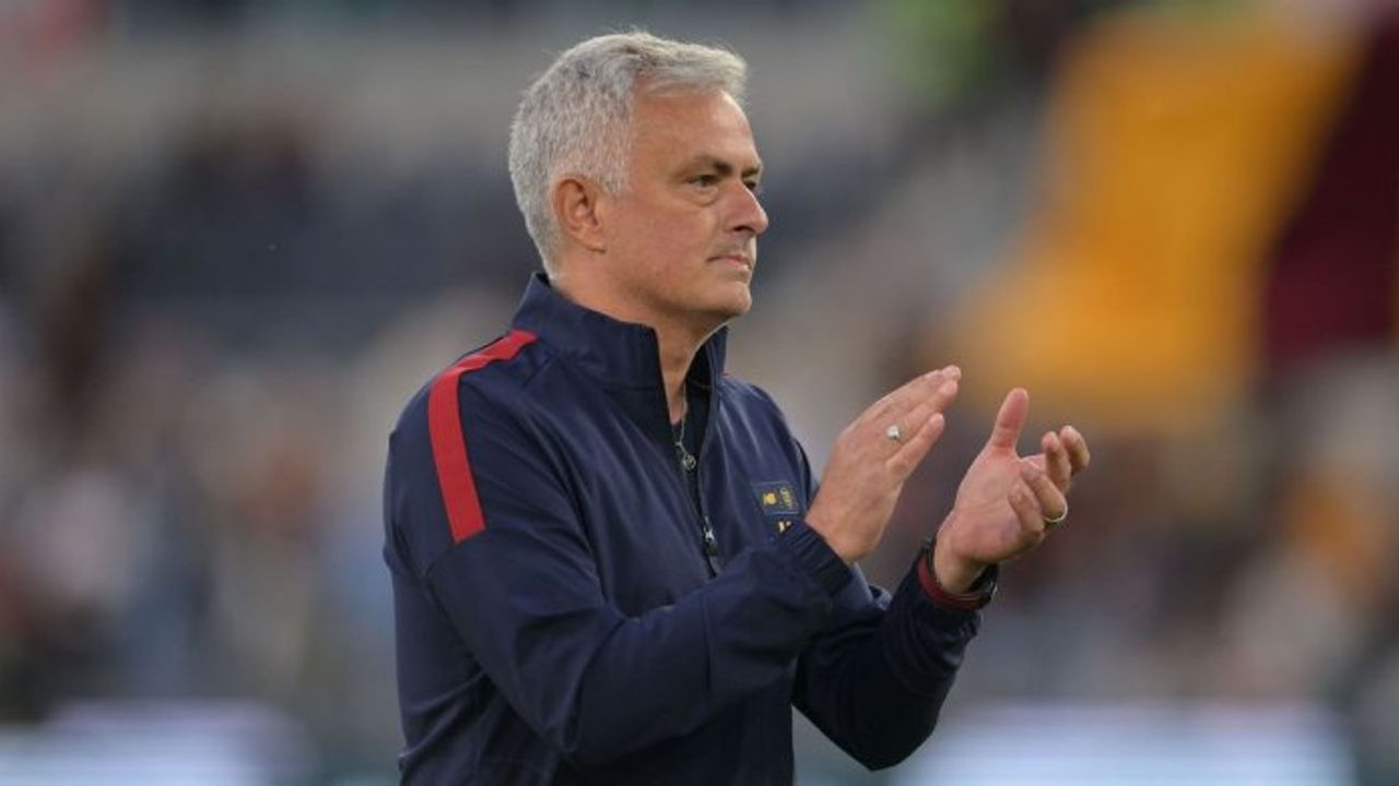 PSG, Jose Mourinho'yu takımın başına getirmek istiyor