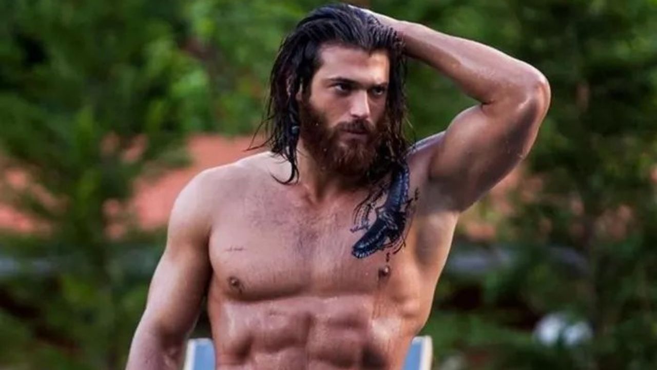 Can Yaman İtalya'da Hayranlarıyla Buluştu