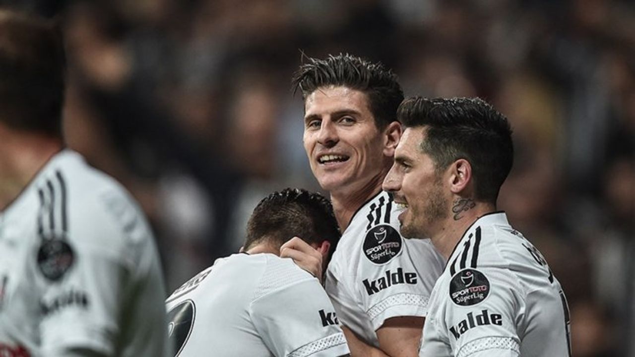 Mario Gomez: "Beşiktaş'ta geçirdiğim sezon kariyerimin en iyi sezonuydu"