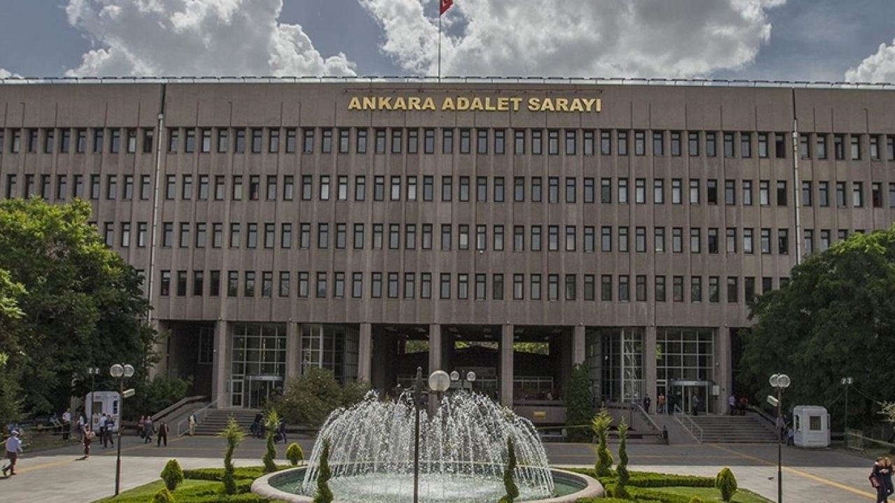 Ankara'da Eski Milletvekillerinin Suç Dosyaları İlgili Soruşturma Bürolarına Gönderildi