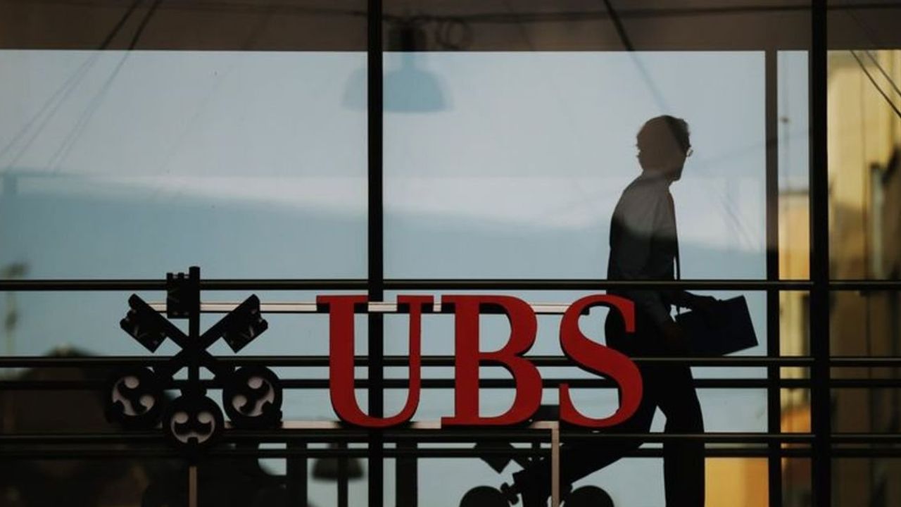 UBS ve İsviçre Hükümeti, Credit Suisse Devralmasının Risklerini Karşılamak İçin Anlaştı