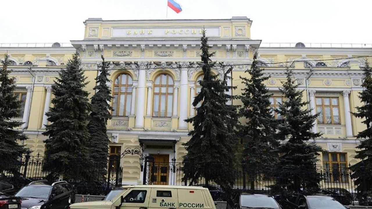 Rusya Merkez Bankası Politika Faizinde Değişikliğe Gitmedi