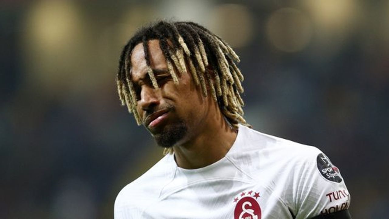 Galatasaray'ın Sacha Boey'i U21 Avrupa Şampiyonası kadrosundan çıkarıldı