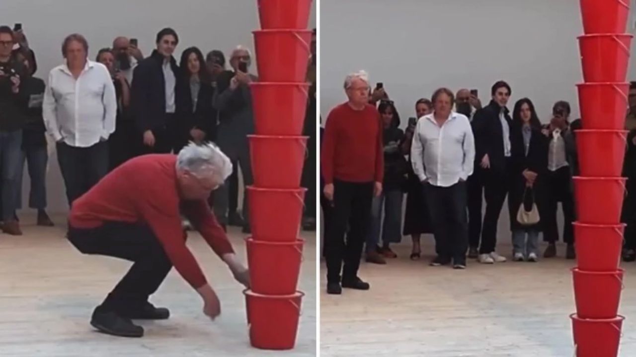 Roman Signer'ın Kumlu Kovalar Sanat Eseri Sosyal Medyayı Salladı