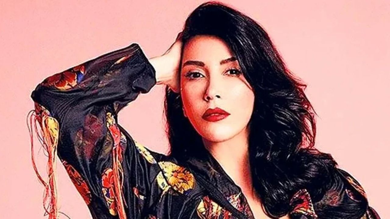 Hande Yener'in Yeni İmajı Şaşırttı