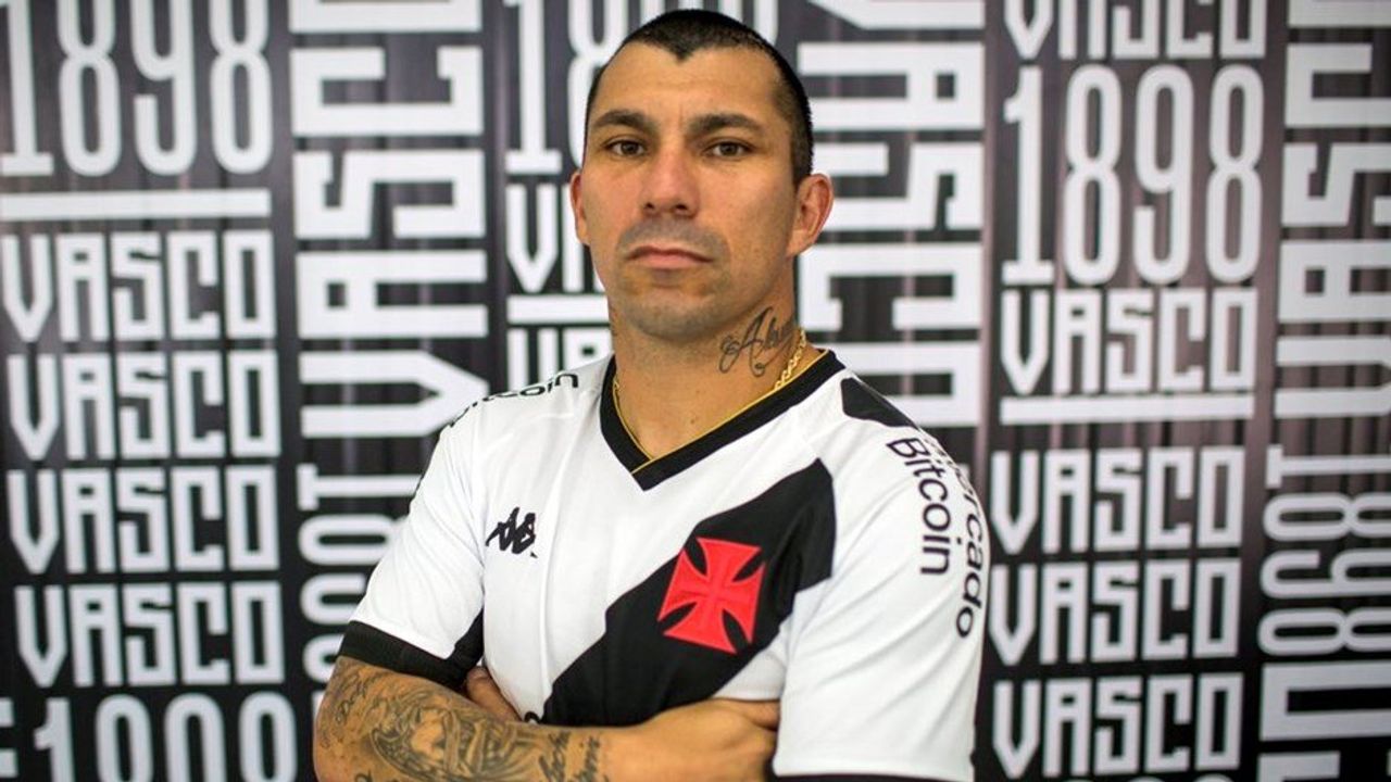 Gary Medel, Vasco da Gama ile Anlaştı