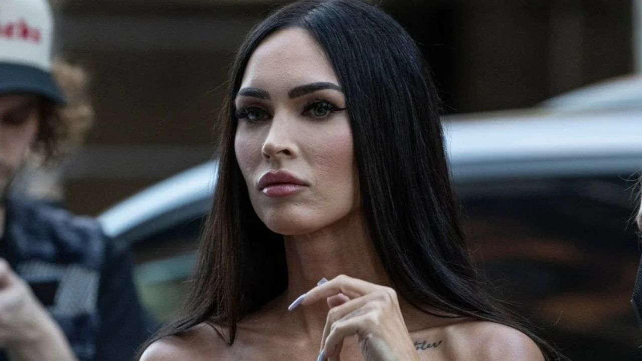 Megan Fox'un Eski Eşinin Adını Kapattırdığı Dövme