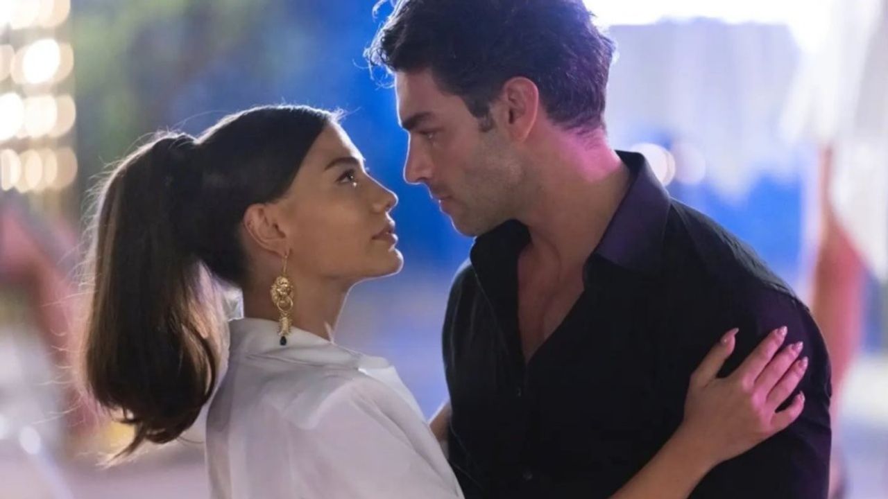 Demet Özdemir ve Şükrü Özyıldız'ın Başrolünde Olduğu 'Aşk Taktikleri 2' Filminden Üçüncü Film İçin Hazırlıklar Başladı