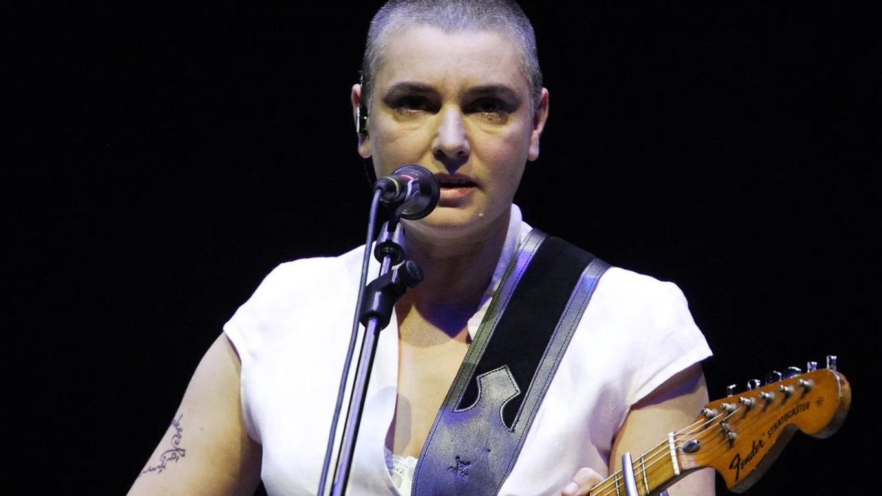 Ünlü Şarkıcı Sinead O'Connor İslami Törenle Son Yolculuğuna Uğurlanacak