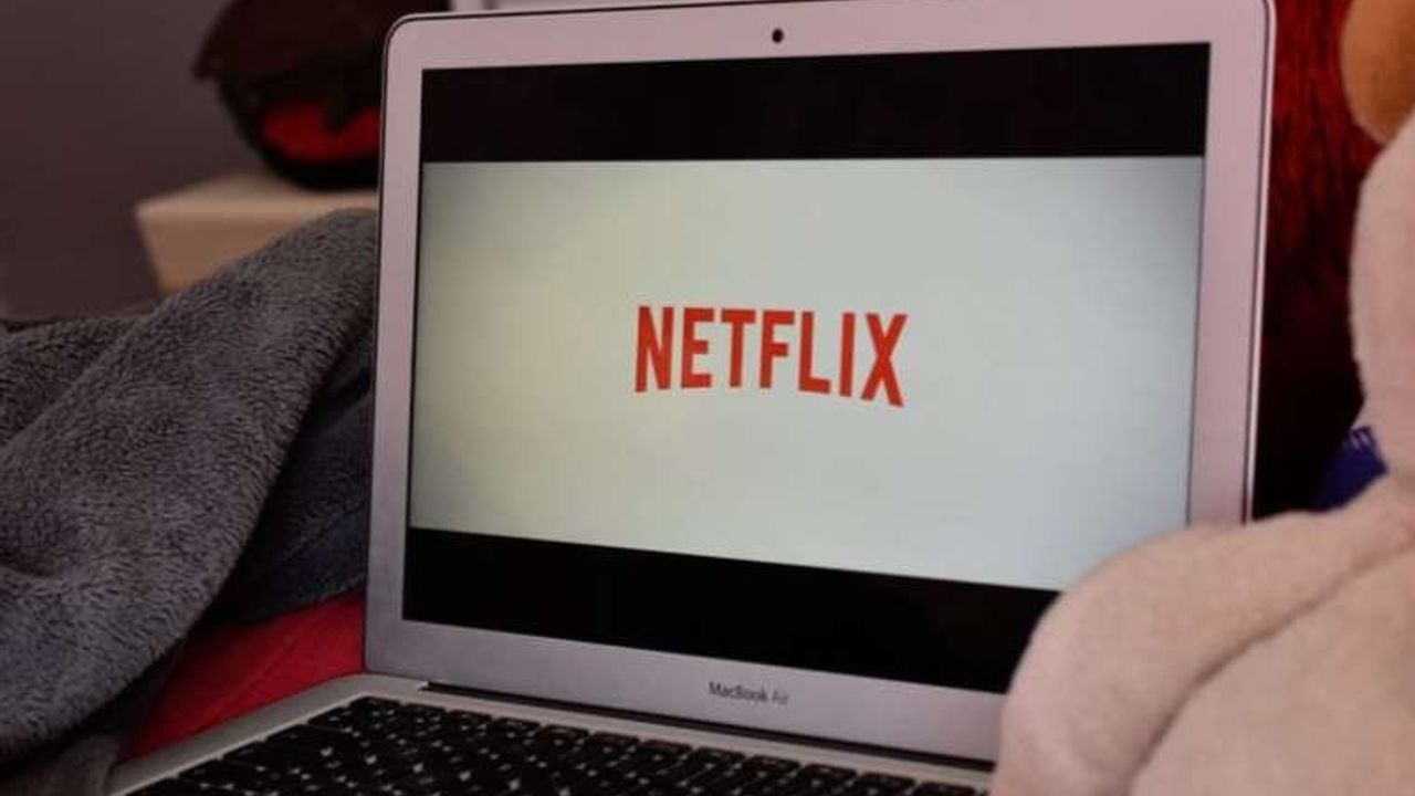 Netflix'in Beğenme Tuşları Videonun İçine Taşındı