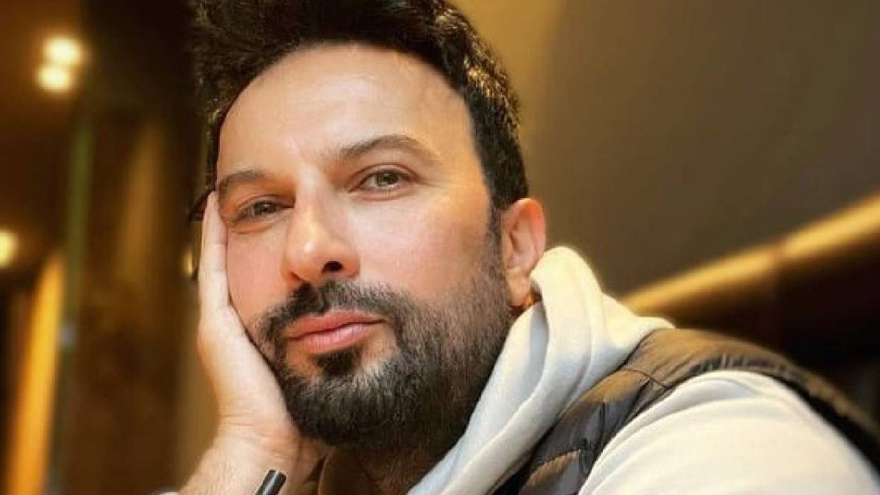 Tarkan Romantik Paylaşım Yaptı