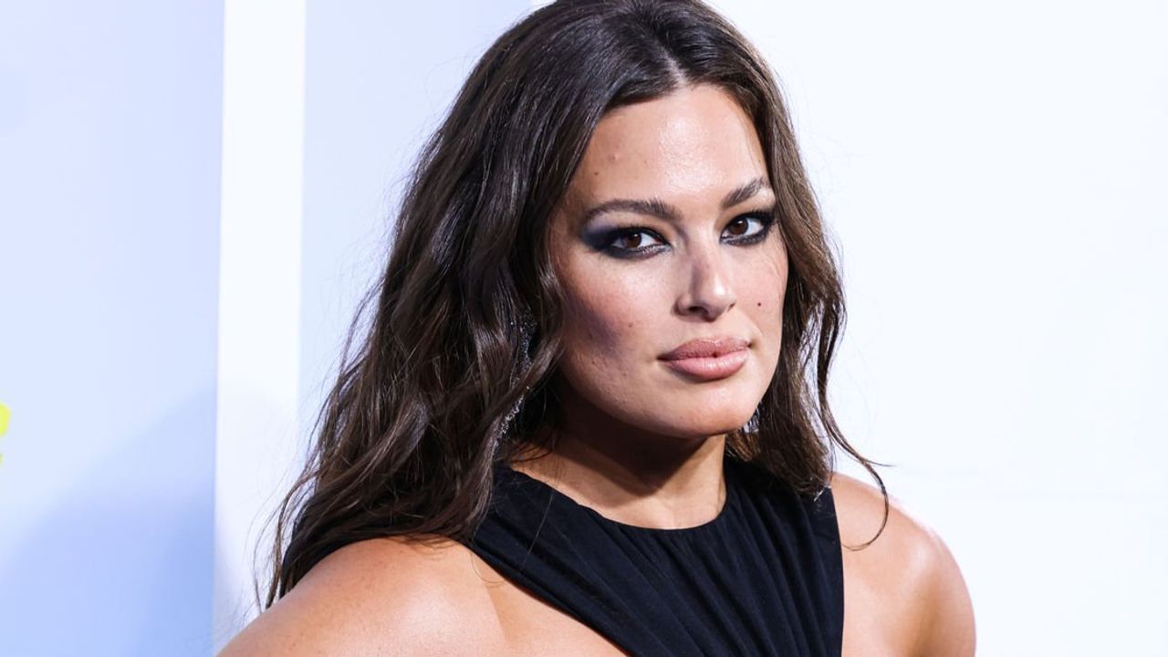 İlk Modellik Anlaşmasını 12 Yaşında İmzalayan Ashley Graham: Bedenimden Utandırıldım