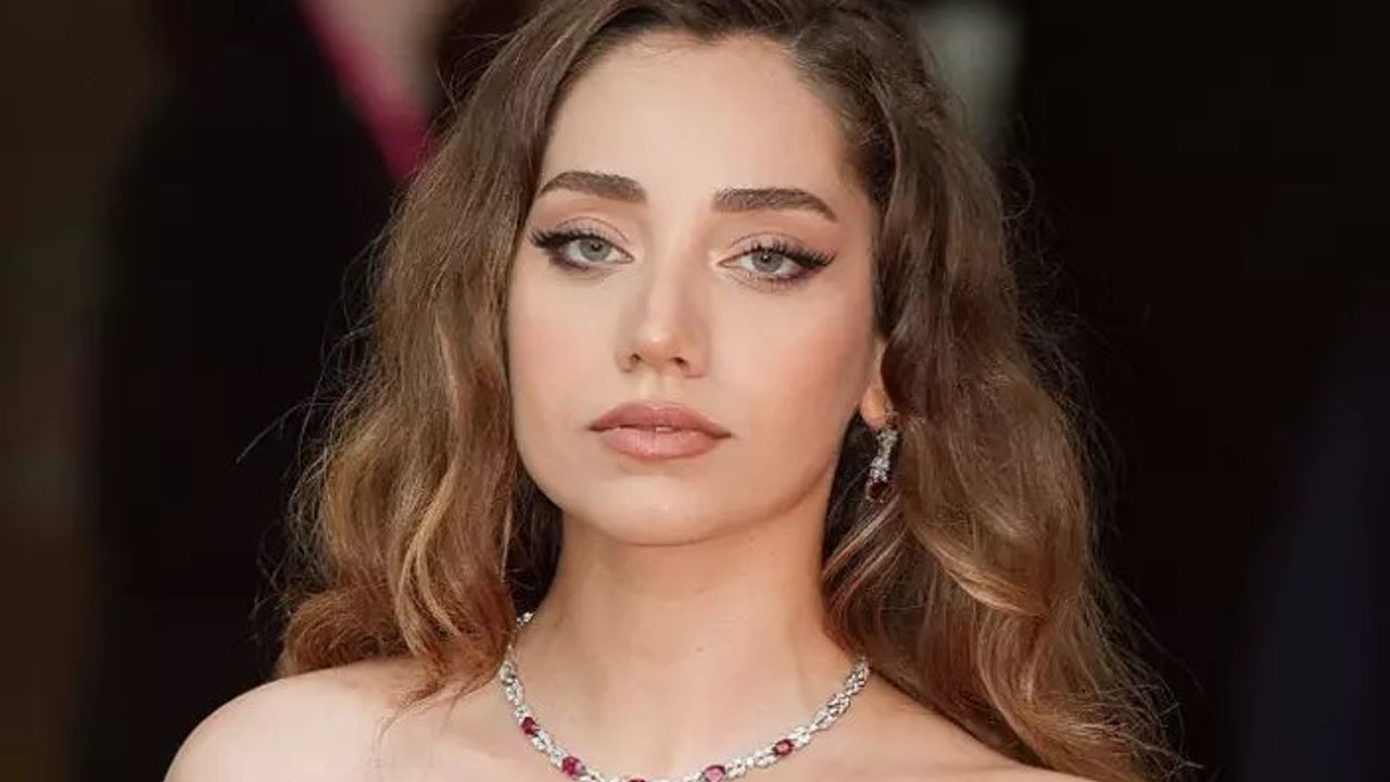 Özge Özacar Venedik Film Festivali'nde Ferrari Filminin Galasına Katıldı