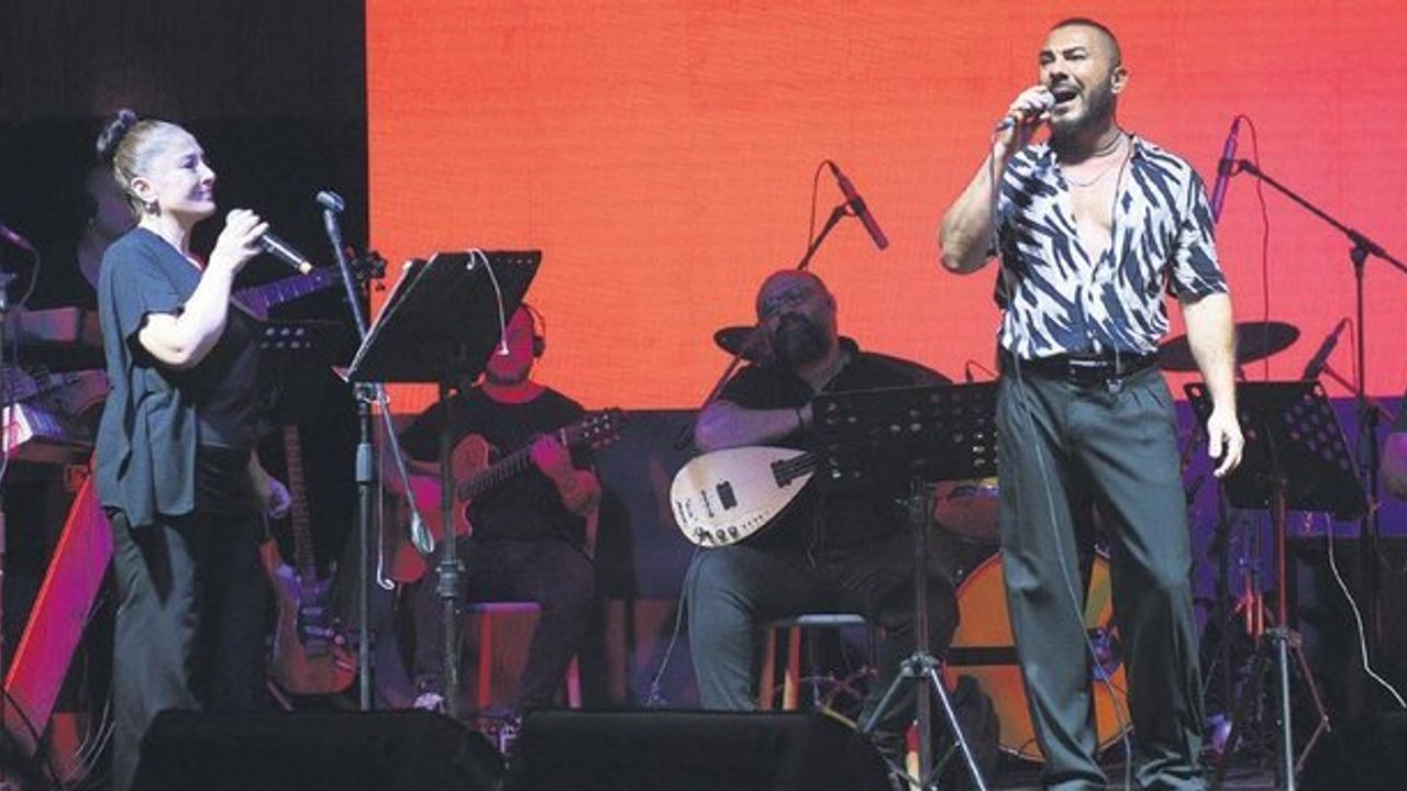 Rober Hatemo Çeşme Konserinde Gerginlik Yaşadı