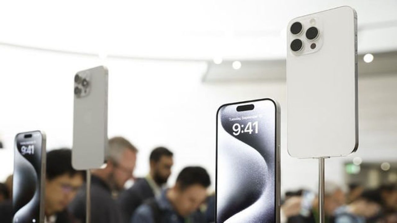 Apple'ın Yeni iPhone Modelleri Fiyat Artışını Karşılamadı