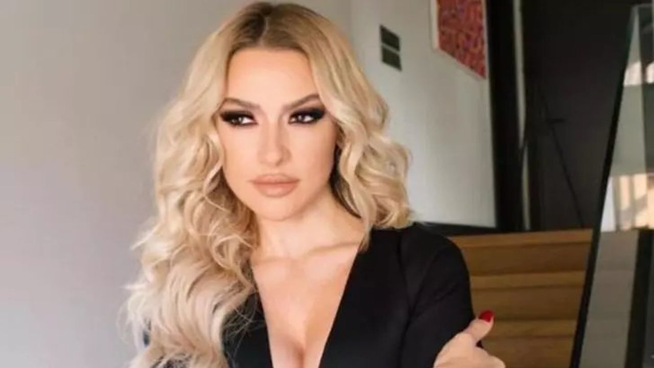 Hadise'den Kalça Şovu! Paylaşımıyla Sosyal Medyayı Salladı