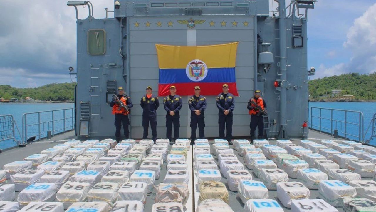 Kolombiya'nın San Andres Adası Açıklarında 3 Ton Kokain Ele Geçirildi
