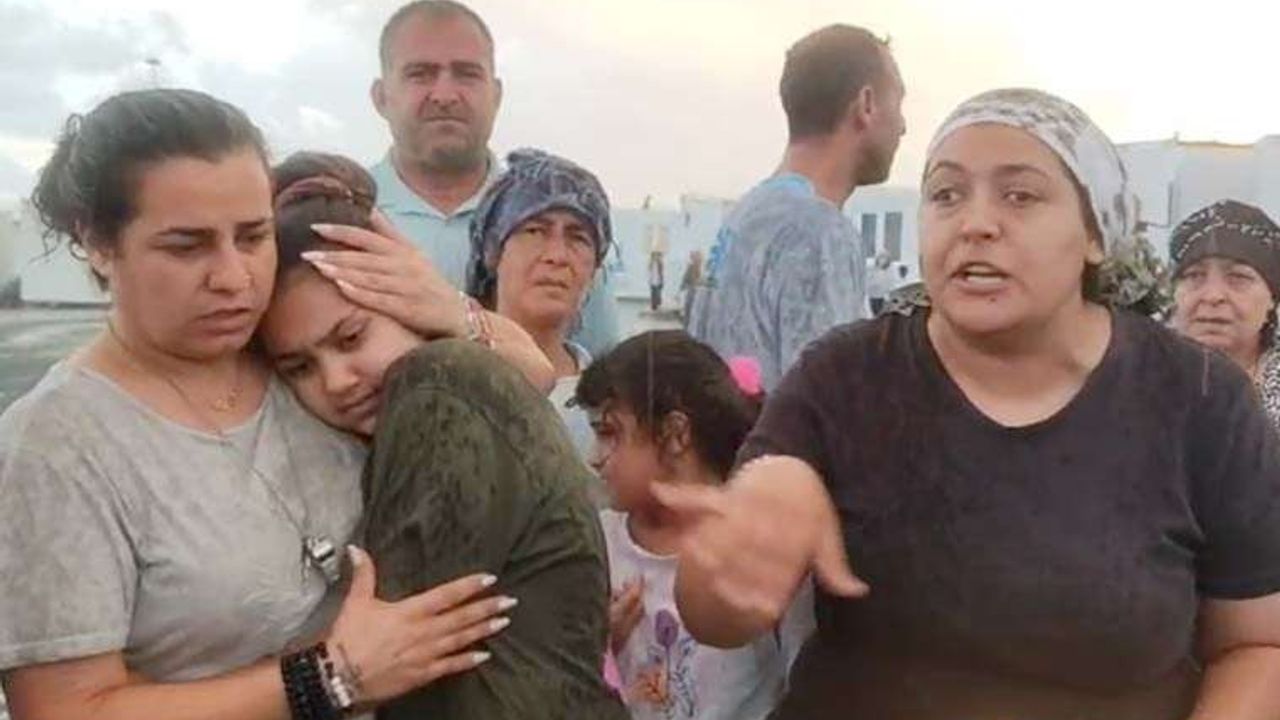 Hatay'da İzmir Konteynerkenti Yağmur Suları Altında Kaldı