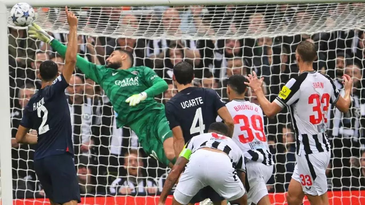 Newcastle United UEFA Şampiyonlar Ligi F Grubu'nda PSG'yi 4-1 Yendi