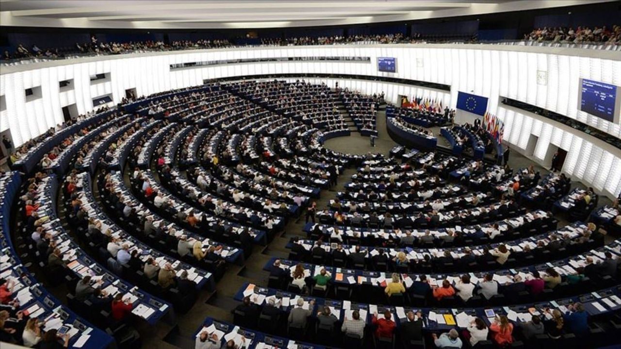 Avrupa Parlamentosu, Azerbaycan'a Yaptırım İstedi