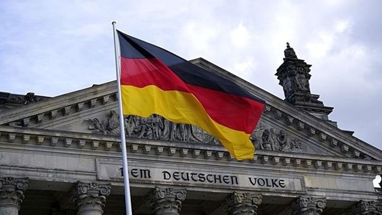 Almanya'nın Kamu Bütçesindeki Açık İki Katından Fazla Arttı