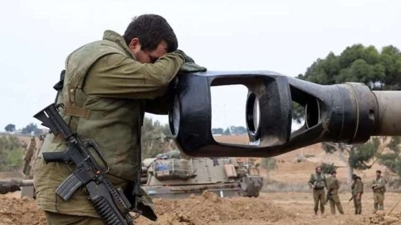 İsrail'e 1000 Ton Silah ve Cephane Geldi