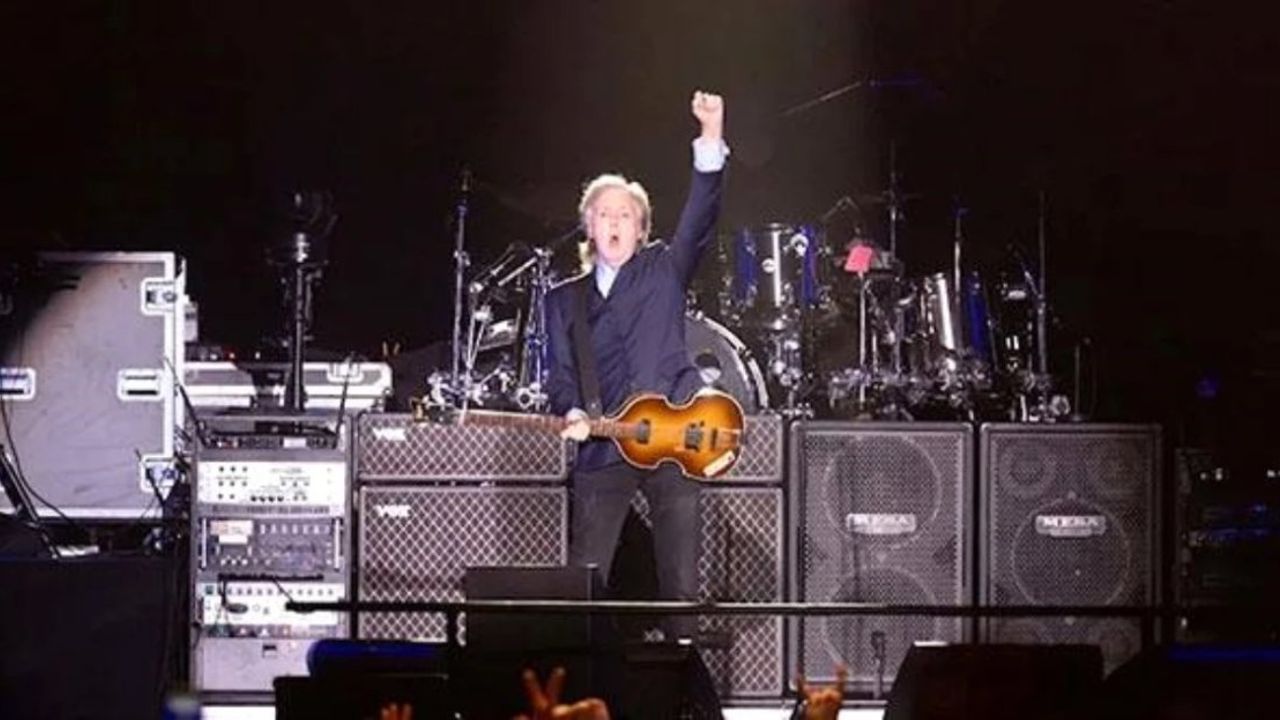 Paul McCartney Avustralya'da Konser Verdi