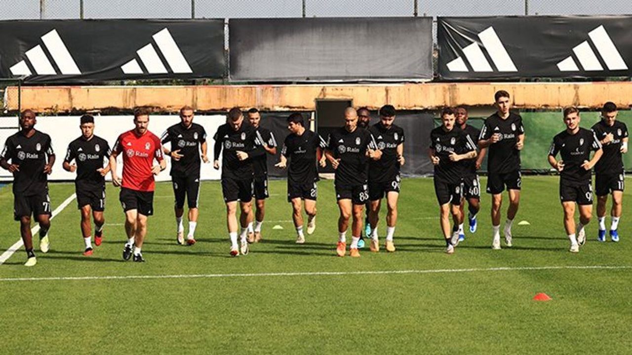 Beşiktaş Nevzat Demir Tesisleri'nde Antrenman Yaptı