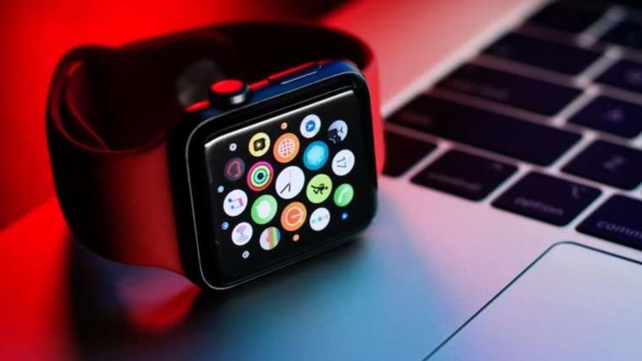 Apple Watch Ultra: 60 Saate Varan Pil Ömrü Nasıl Elde Edilir?