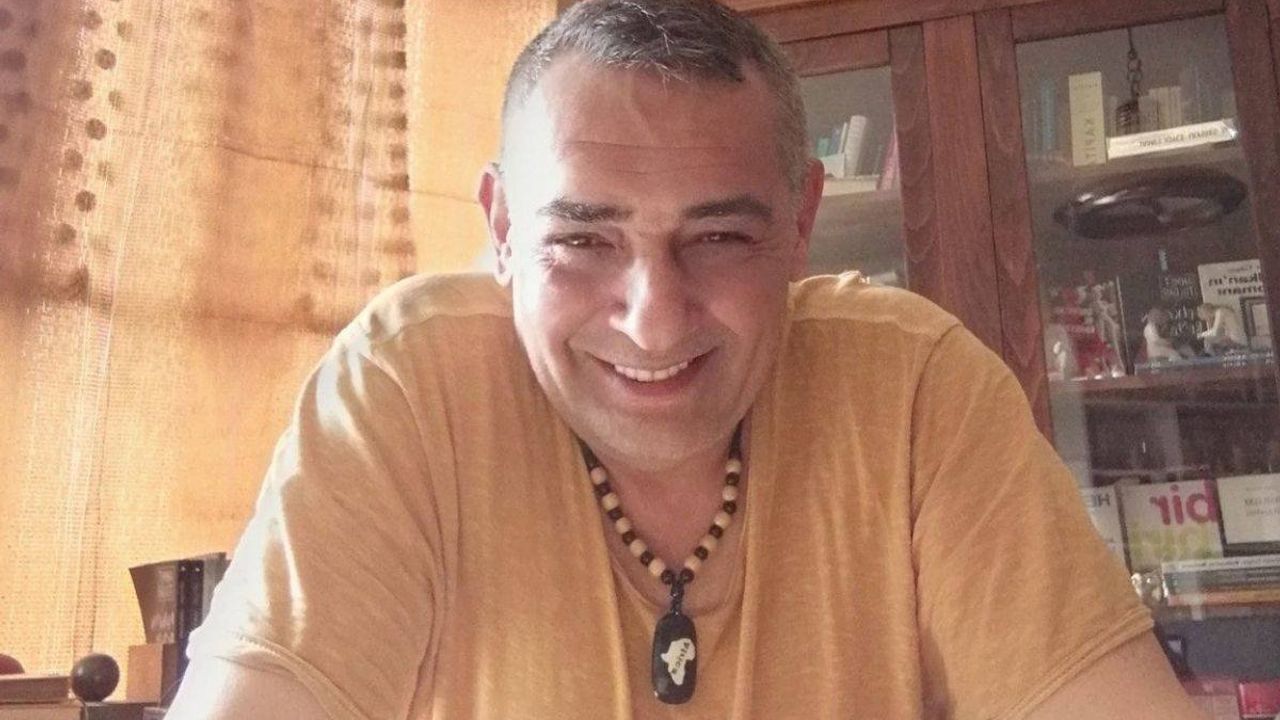 Ahmet Tulgar: Gazeteci ve Yazarın Yaşamı