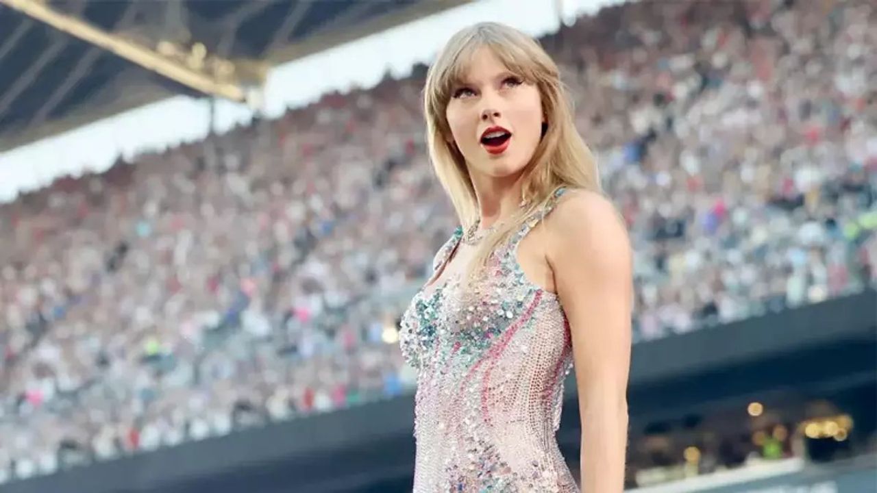 Taylor Swift Konser Filmi Gişede Rekor Kırdı