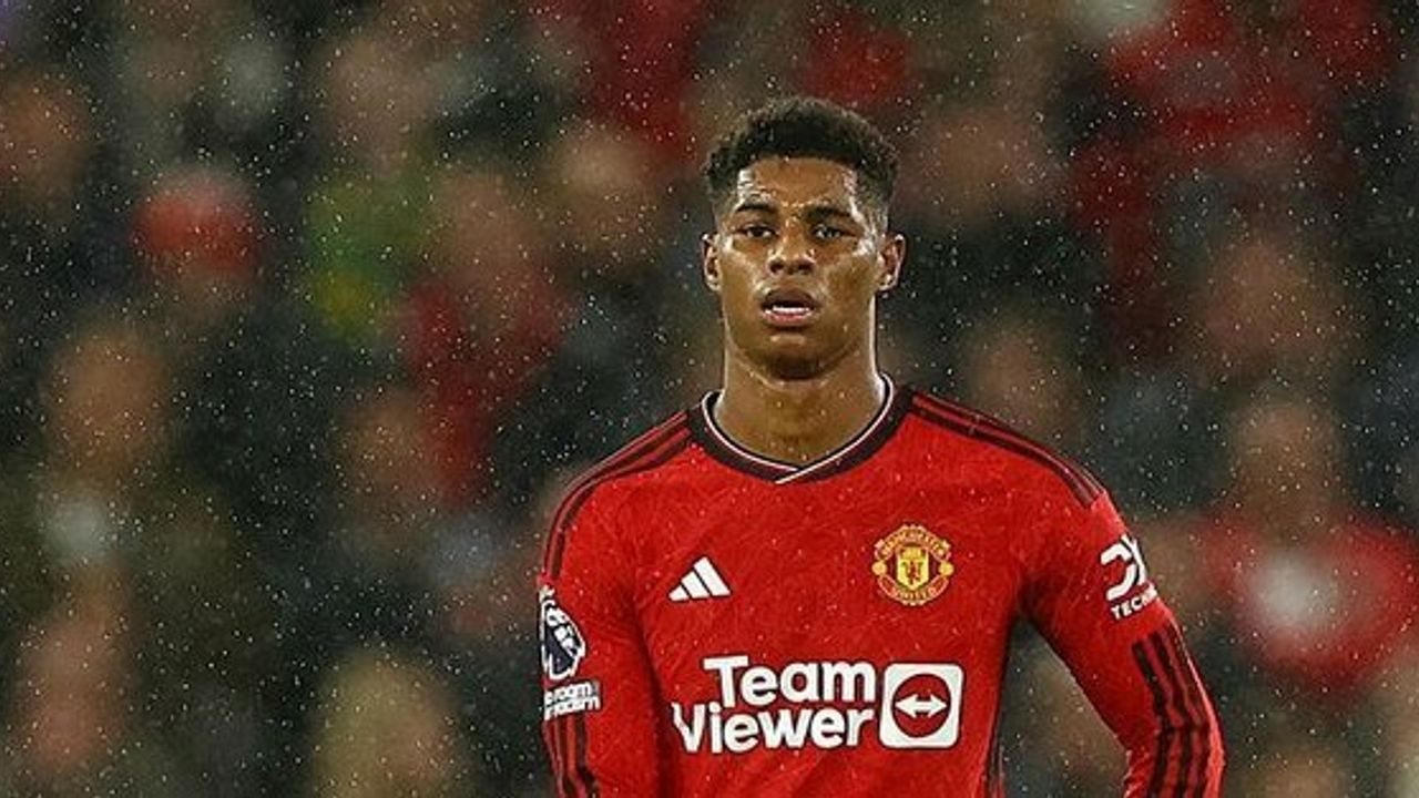 Manchester United'ın Yıldız Futbolcusu Marcus Rashford Gece Kulübünde Partiye Katıldı