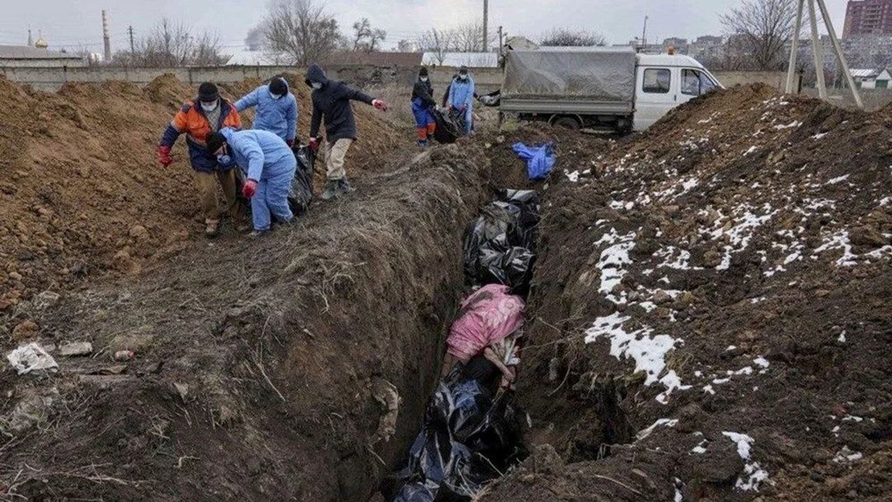 Ukrayna'da Savaş Sonucu Binlerce Sivil Öldü