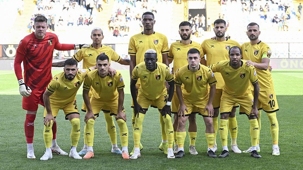 Trendyol Süper Lig'in 11. Haftasında İstanbulspor ile Pendikspor Karşı Karşıya Geliyor