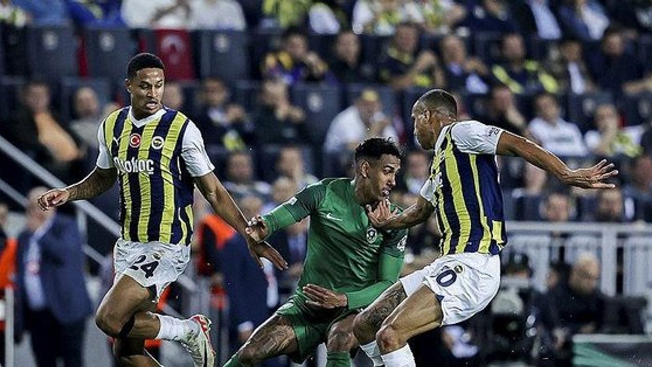 Fenerbahçe'nin Savunma Hattında Kriz: Ludogorets Fırsatı