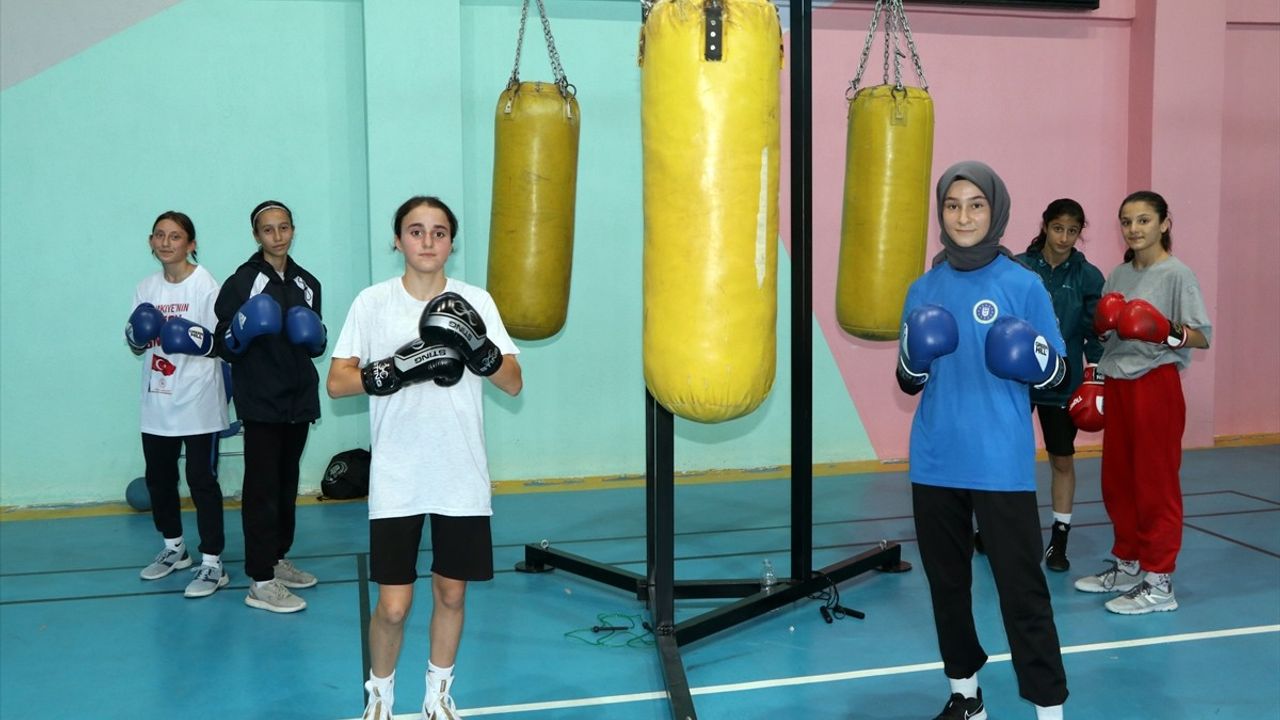 Altın Madalya Hedefiyle Avrupa'ya Gidiyor: Saliha Ceylin Pehlivan