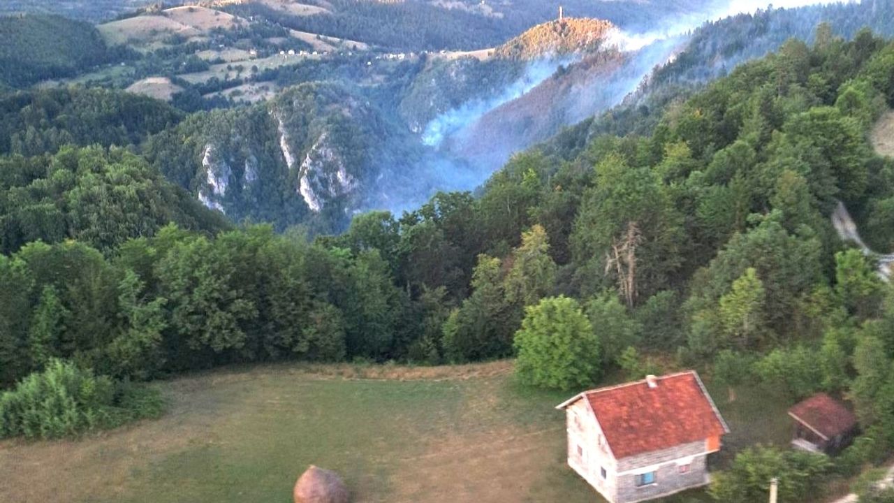 Bosna Hersek'teki Orman Yangını Kontrol Altına Alındı