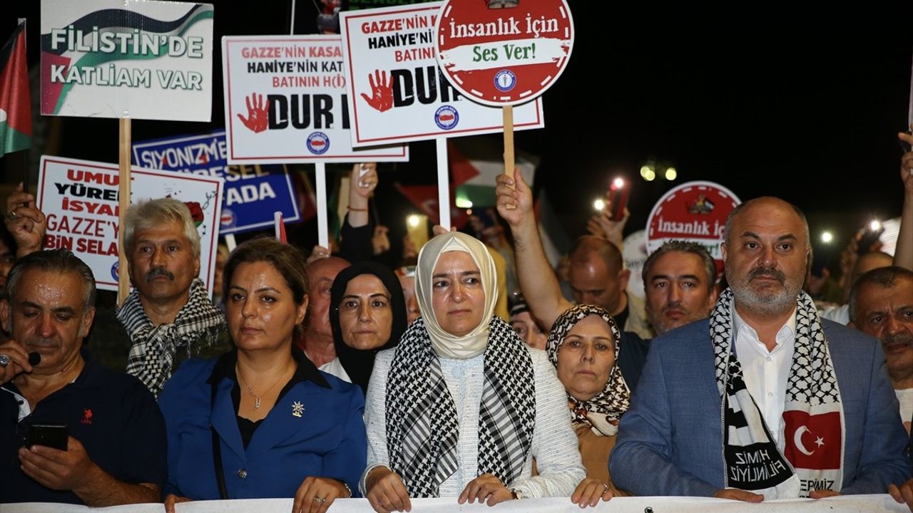 AK Parti Genel Başkan Yardımcısı Kaya, Giresun'da Filistin İçin Yürüdü