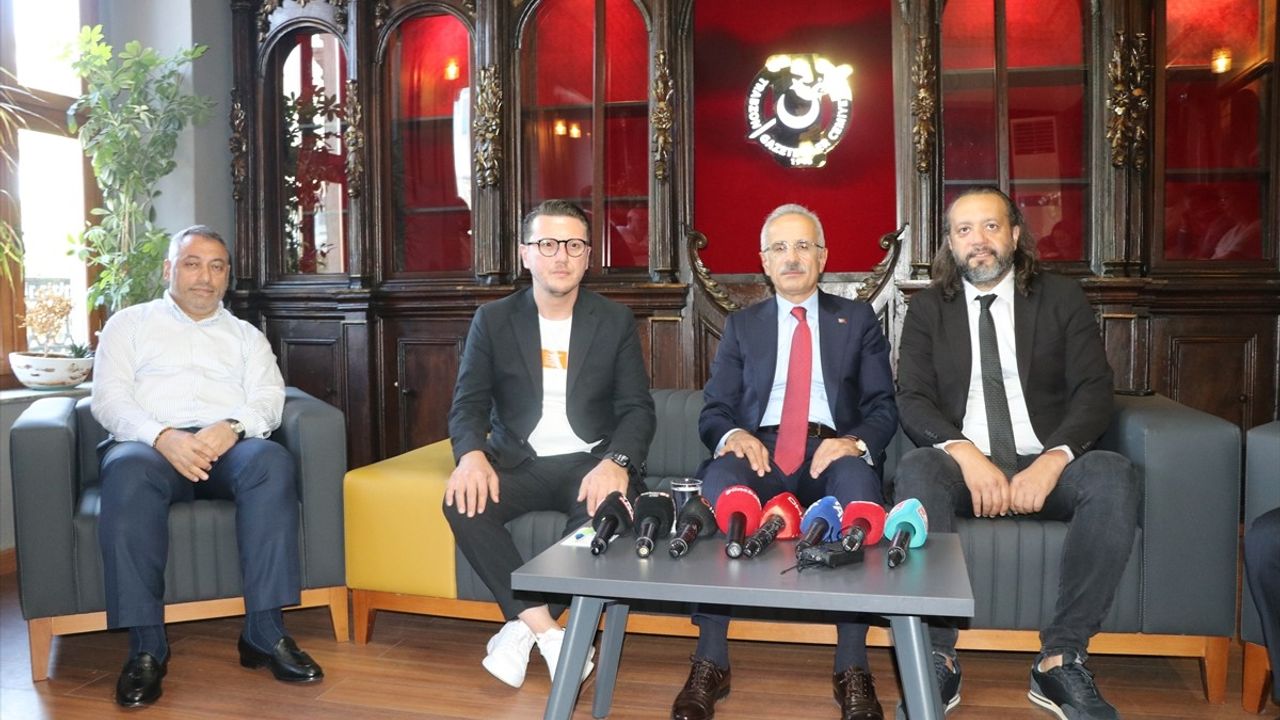 Bakan Uraloğlu Trabzon'da Önemli Açıklamalarda Bulundu