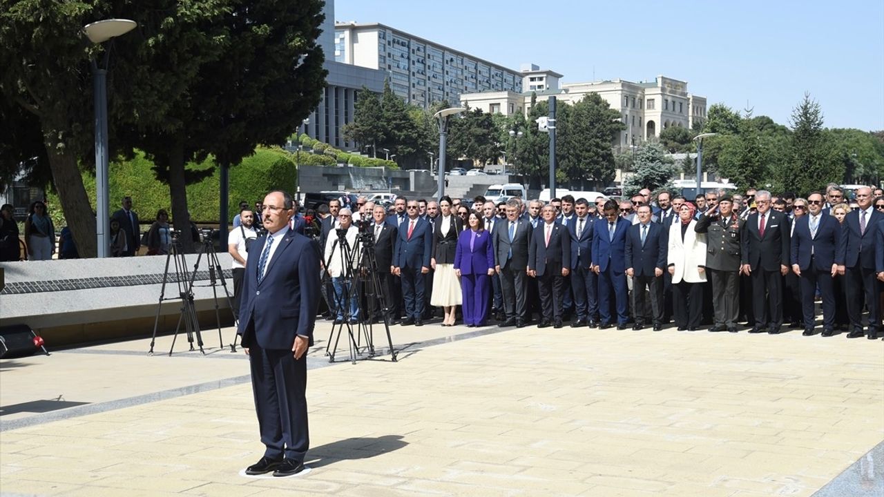 Bakü'de Büyük Zafer'in 102. Yılı Kutlandı