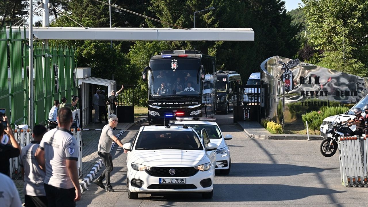 Beşiktaş, Turkcell Süper Kupa İçin Yolculuğa Çıktı