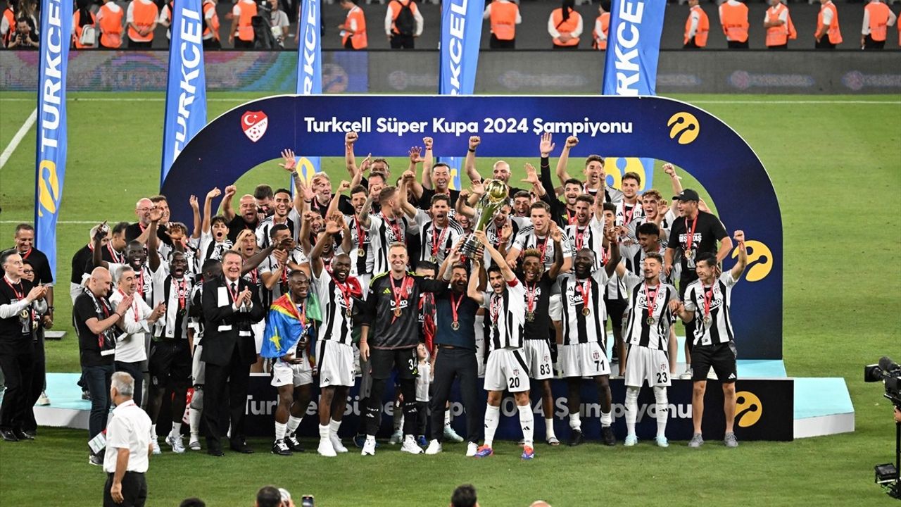 Beşiktaş, Turkcell Süper Kupa'nın Hakimi Oldu