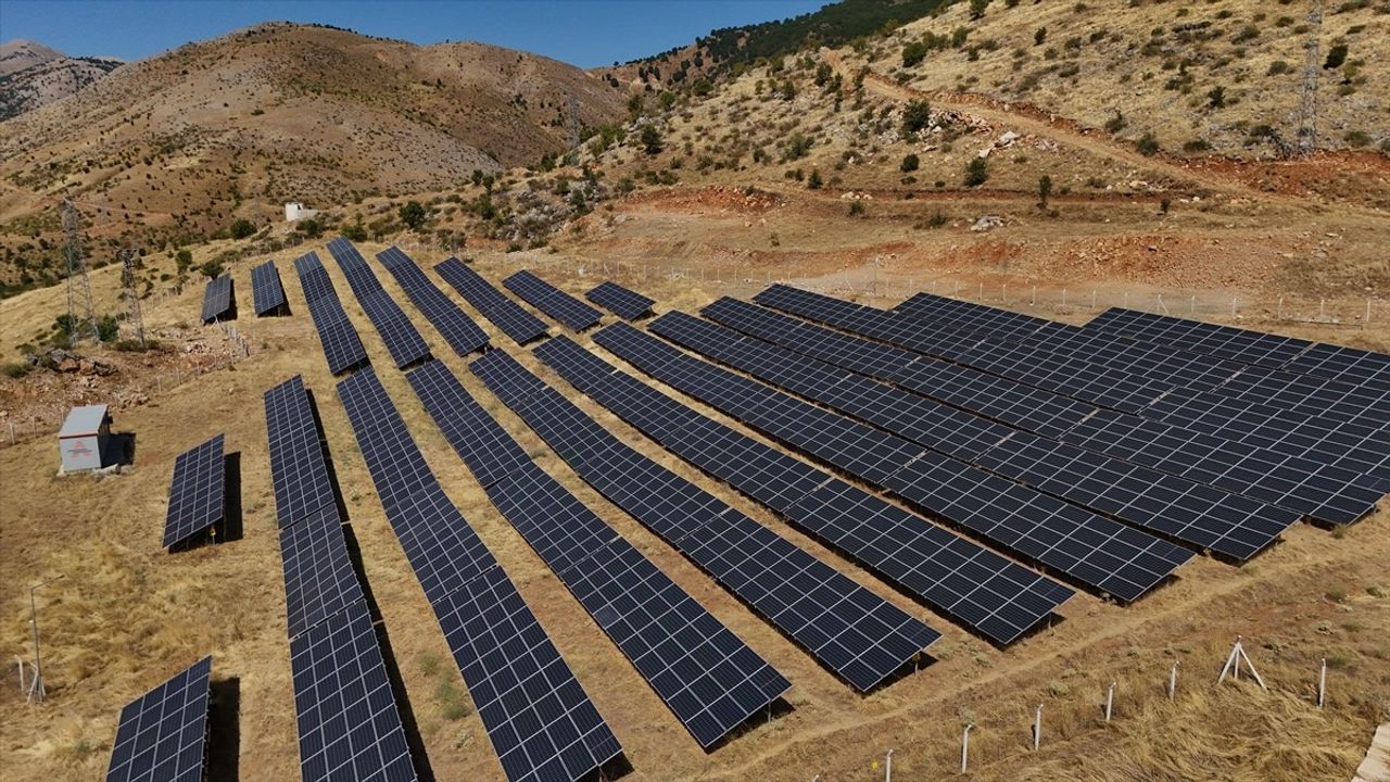 Bitlis Belediyesi Güneş Enerjisi Santrali ile Tasarruf Sağlıyor