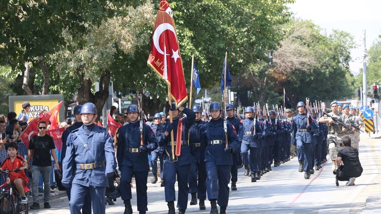 Büyük Zafer'in 102. Yılı Coşkuyla Kutlandı