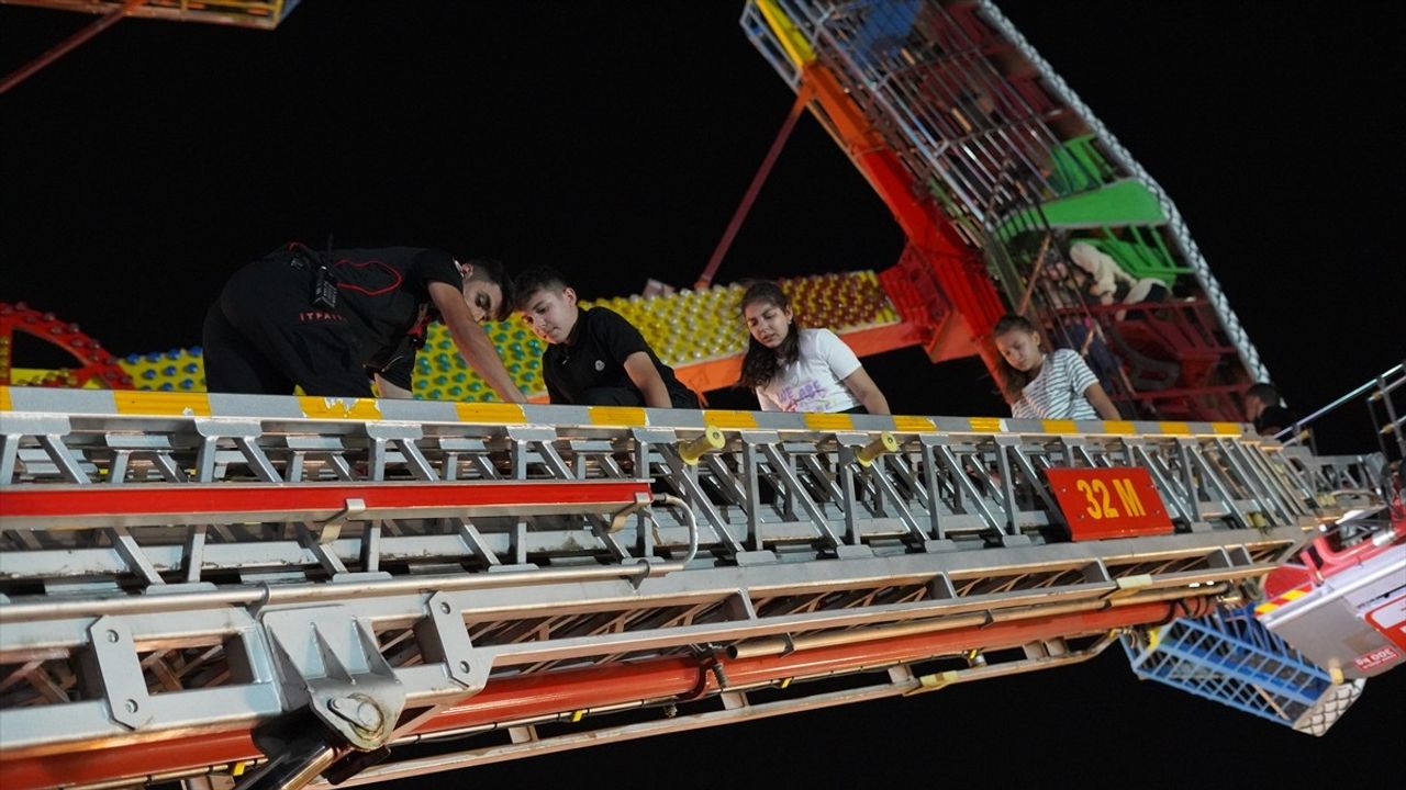 Kahramanmaraş'ta Lunaparkta Kurtarma Operasyonu