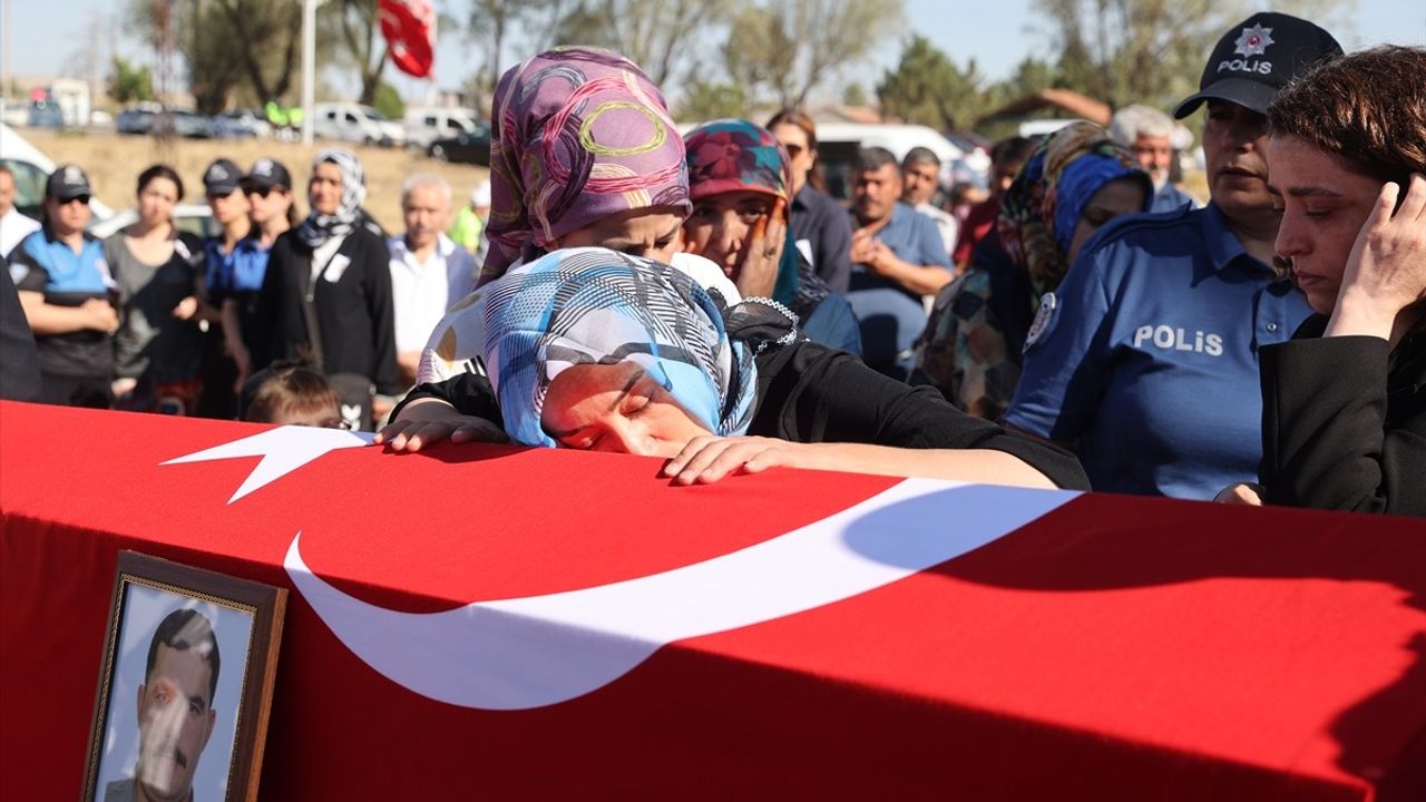 Nevşehir'de Şehit Polis Memuru Ahmet Şahan Son Yolculuğuna Uğurlandı