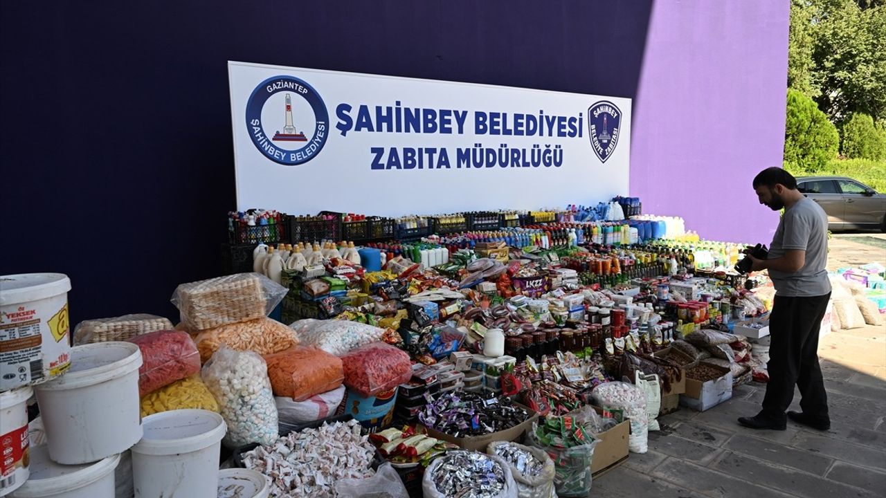 Şahinbey'de 30 Bin Ürün Denetimle Ele Geçirildi