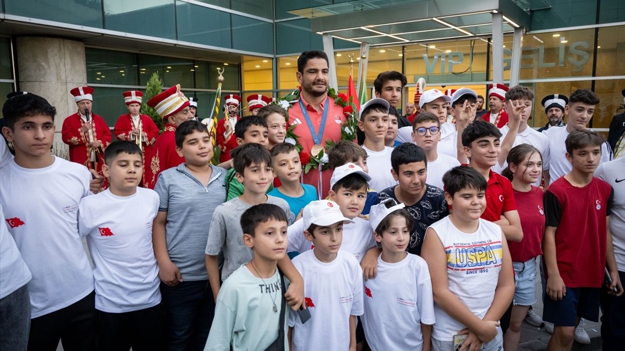 Taha Akgül'den Olimpiyat Hakemlerine Tepki